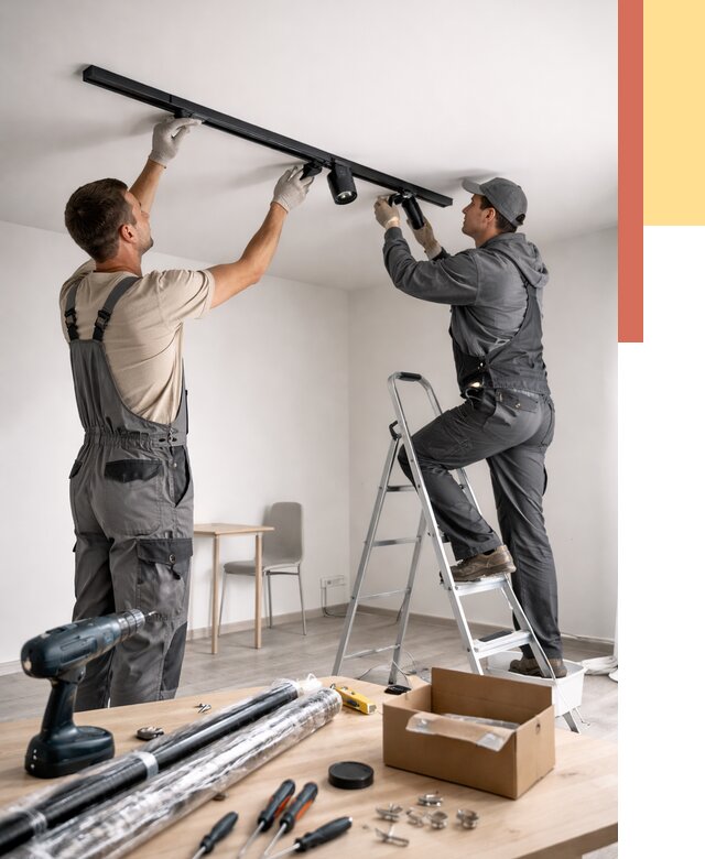 Установка трековых светильников в натяжной потолок в Рославле от 4316 руб. | ОТДЕЛОЧНИК-Рлв